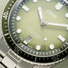 Charger l'image dans la galerie, DIVERS SIXTY-FIVE DATE 40.00 mm 01 733 7707 4057-07 8 20 18