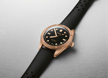 Charger l'image dans la galerie, Oris Divers Sixty-Five Date (Barbe à papa sépia)