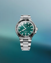 Load image into Gallery viewer, Aquis Yangtze Jiangtun Limited Edition 43,50 mm 01 733 7789 4197-Set