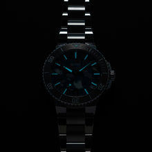 Charger l'image dans la galerie, Aquis Date Calibre 400 Upcycle 43,50 mm 01 400 7790 4150- 07 8 23 02PEB