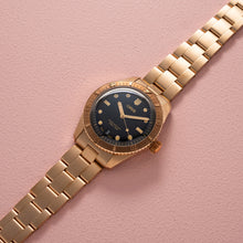 Charger l'image dans la galerie, Oris Divers Sixty-Five Date (Barbe à papa sépia)