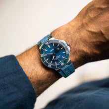 Charger l'image dans la galerie, Aquis Date 41.50 mm 01 733 7787 4135- 07 4 22 35FC