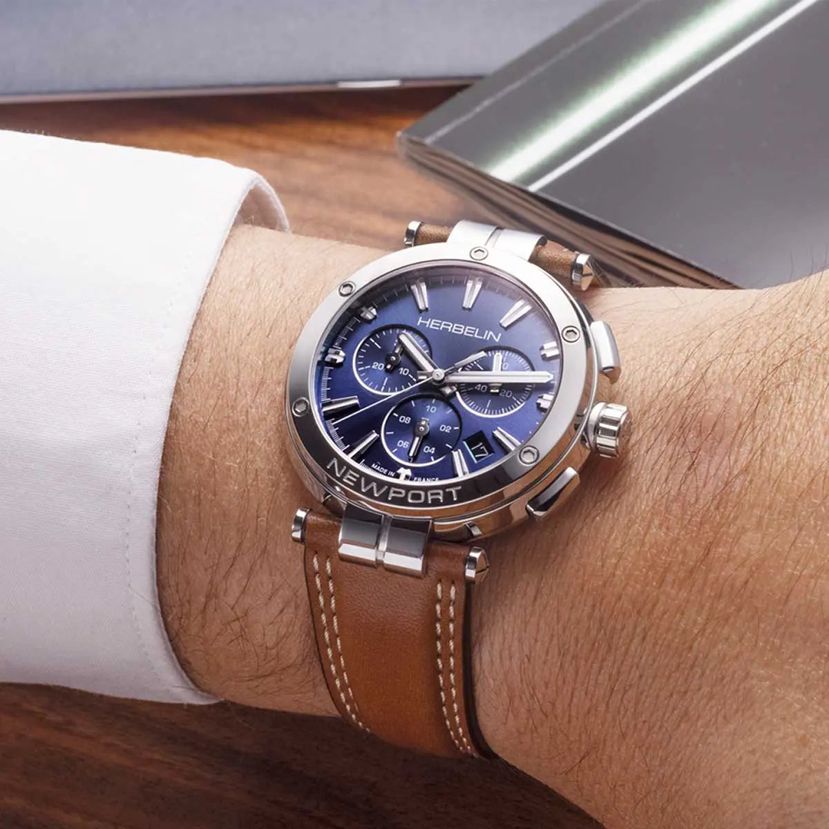 NEWPORT CHRONO 37658AP15GD swisswatchshop