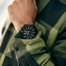 Load image into Gallery viewer, Pacific Diver Chronograph, 44MM - 3147
