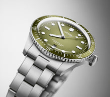 Charger l&#39;image dans la galerie, Divers Sixty-Five Date 40.00 mm -01 733 7707 4057-07 8 20 18
