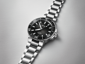 AQUIS DATE CALIBRE 400 41.50 mm 01 400 7769 4154-07 8 22 09PEB