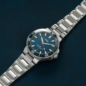 Aquis Date 41,50 mm 01 733 7787 4135- 07 8 22 04PEB
