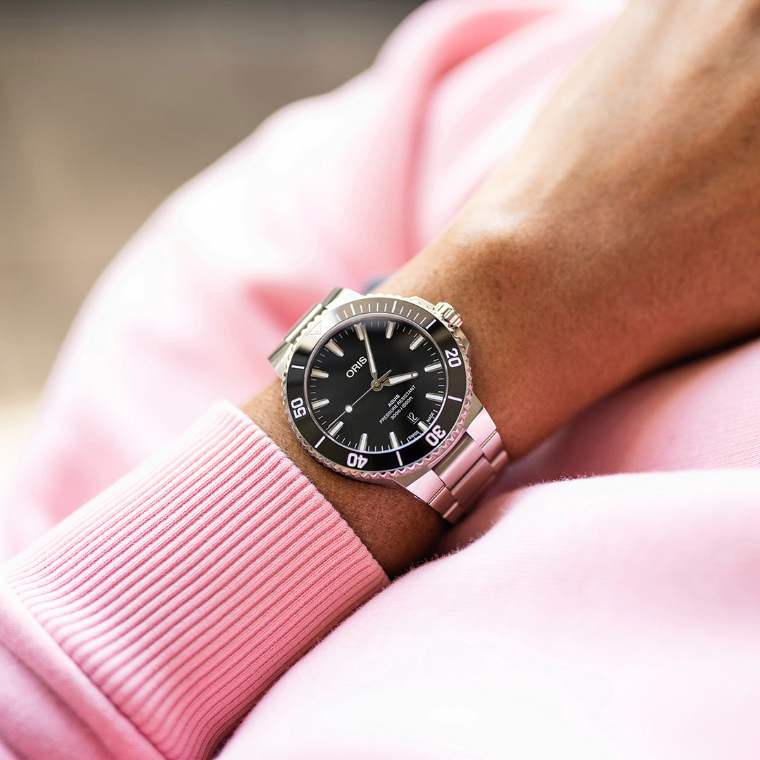 Aquis Date 41.50 mm 01 733 7787 4154 07 8 22 04PEB swisswatchshop