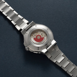 Aquis Date 43,50 mm 01 733 7789 4135- 07 8 23 04PEB