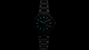 Aquis Date  43.50 mm  01 733 7789 4157- 07 8 23 04PEB