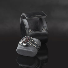 Load image into Gallery viewer, Vintage Single Watch Roll Black
