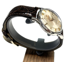Load image into Gallery viewer, Omega Constellation Calendar 168.005
