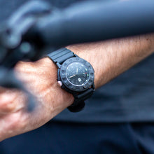 Charger l'image dans la galerie, Navy SEAL EVO, 43MM - 3001.EVO.BO.S
