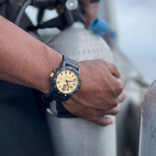 Load image into Gallery viewer, Leatherback SEA Turtle Giant, 44MM - 0325.GP
