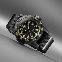 Load image into Gallery viewer, Leatherback SEA Turtle Giant, 44MM - 0333
