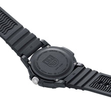 Load image into Gallery viewer, Leatherback SEA Turtle Giant, 44MM - 0335
