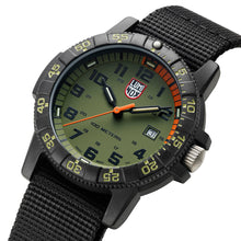 Load image into Gallery viewer, Leatherback SEA Turtle Giant, 44MM - 0337
