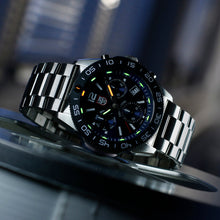 Charger l'image dans la galerie, Pacific Diver Chronograph, 44MM - 3144
