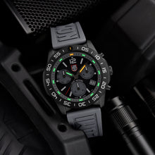 Charger l'image dans la galerie, Pacific Diver Chronograph, 44MM - 3148
