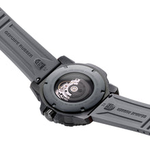 Load image into Gallery viewer, Master Carbon SEAL Automatic, 45MM - 3862
