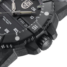 Load image into Gallery viewer, Master Carbon SEAL Automatic, 45MM - 3862
