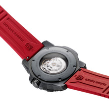 Charger l'image dans la galerie, Master Carbon SEAL Automatic, 45MM - 3875
