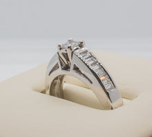 Load image into Gallery viewer, 14K SOLITAIRE Ring
