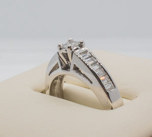 14K SOLITAIRE Ring