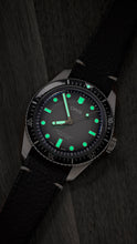 Load image into Gallery viewer, Oris Divers Sixty-Five Glow - 01 733 7707 4053-07 8 20 18 / 01 733 7707 4053-07 5 20 89
