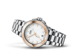 AQUIS DATE-01 733 7652 4356-07 8 18 01P 