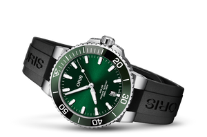 ORIS AQUIS DATE / 01 733 7732 4157-07 4 21 64FC