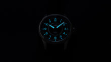 Load image into Gallery viewer, ORIS 57TH RENO AIR RACES LIMITED EDITION / 01 798 7768 4284-Set
