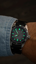 Load image into Gallery viewer, Oris Divers Sixty-Five Glow - 01 733 7707 4053-07 8 20 18 / 01 733 7707 4053-07 5 20 89
